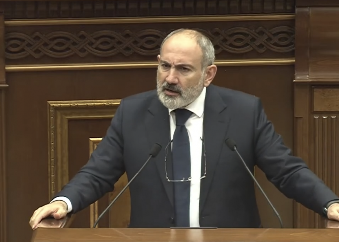 Pashinyan Again Threatens To Crack Down On Karabakh Leaders