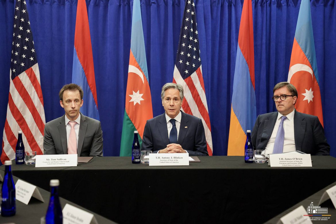 U.S. Urges Armenia and Azerbaijan to Make Tough Compromises for Peace Accord