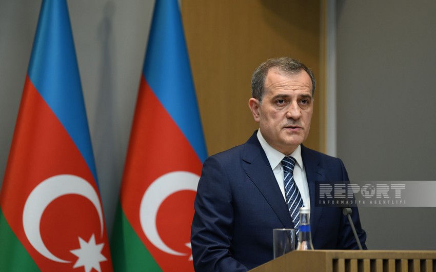 Armenia-Azerbaijan Peace Talks Hinge on Constitutional Change