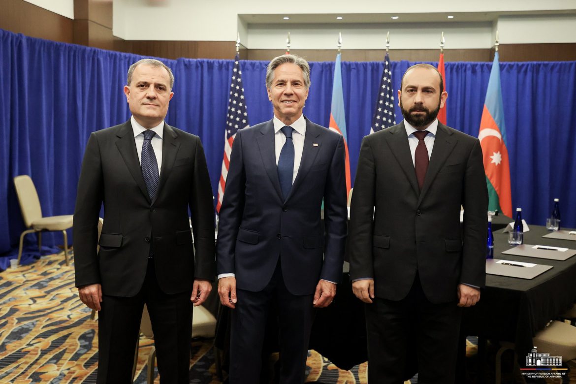 Armenia, Azerbaijan and US Hold Trilateral Meeting in Washington Amid NATO Summit