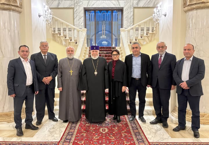 The Catholicos of All Armenians Received the Newly Elected Members of the ARF Bureau