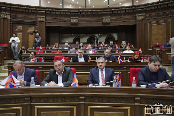 Armenian Opposition Condemns Pashinyan’s Latest Concessions to Azerbaijan